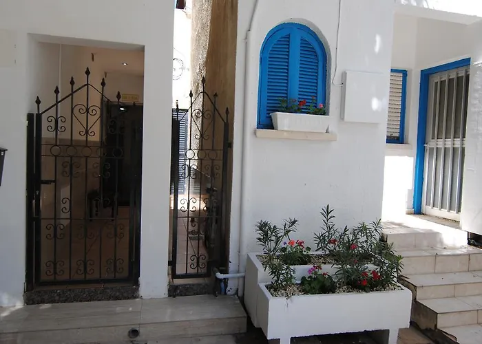 La C アパート ラルナカ